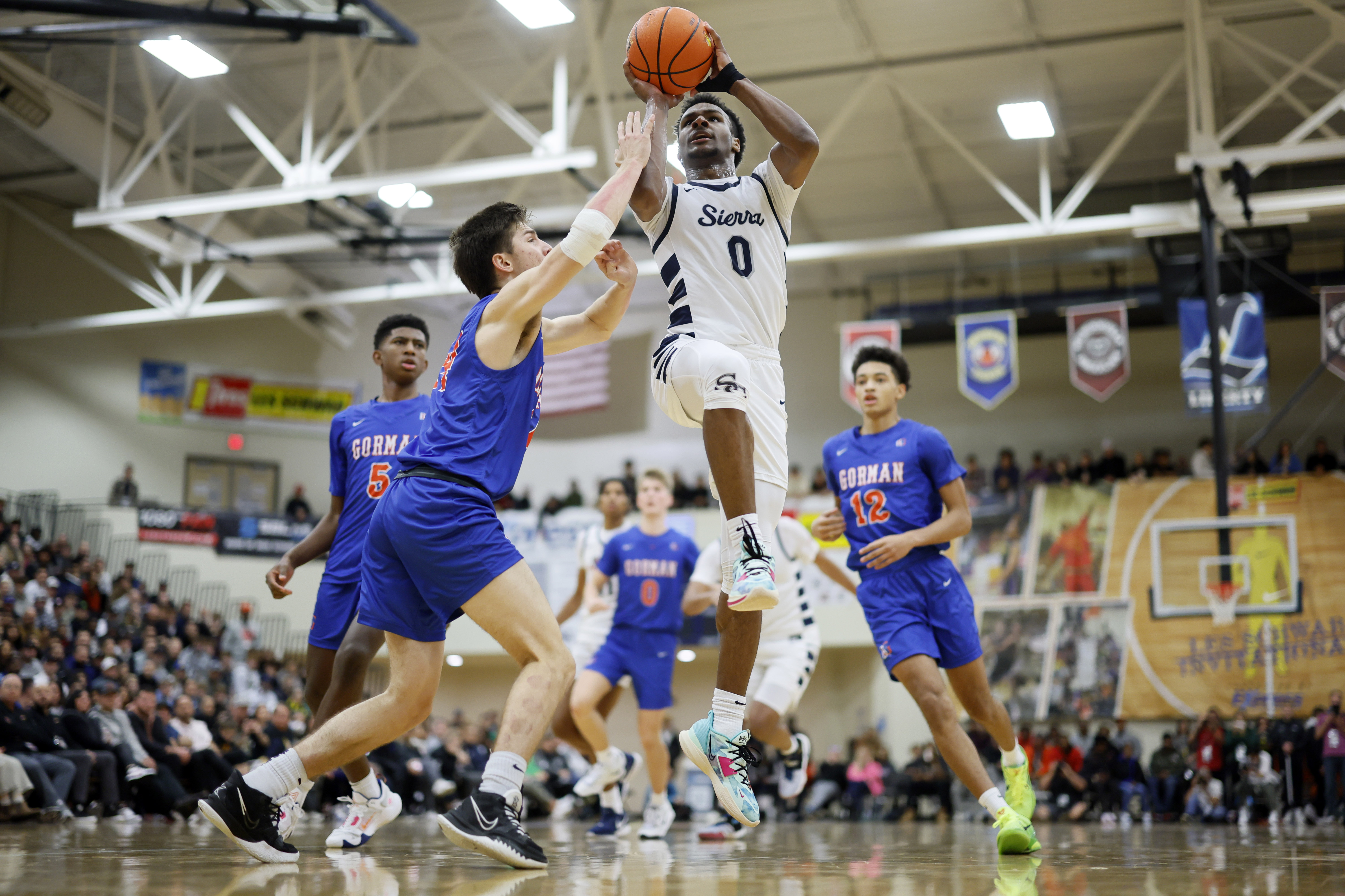 Sierra Canyon Bishop Gorman Les Schwab Invitational Soobum Im 42